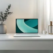LG 그램 40.6cm 16Z90T 시리즈 화이트 컬러 모델의 라이프 스타일 이미지입니다.