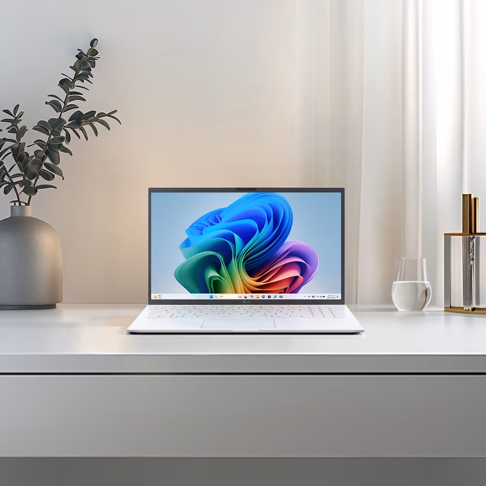 LG 그램 39.6cm 15Z80T 시리즈 에센스 화이트 컬러 모델의 썸네일 이미지입니다.