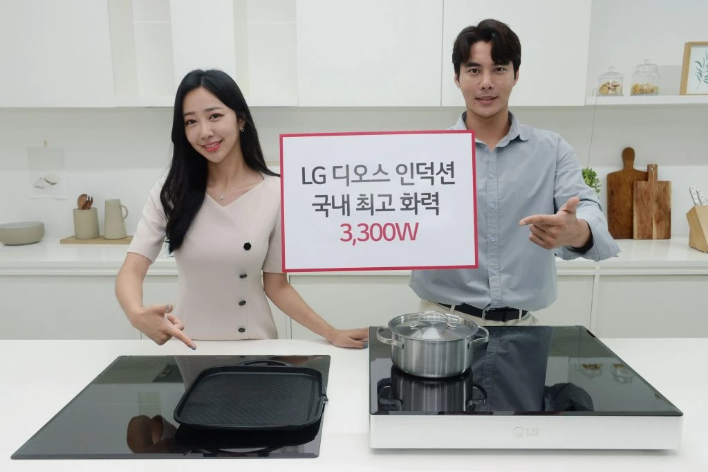 LG전자가 14일 플러그 타입 단일 화구 기준으로 국내 최고 화력인 최대 3,300와트(W)의 디오스 인덕션 신제품을 출시했다.