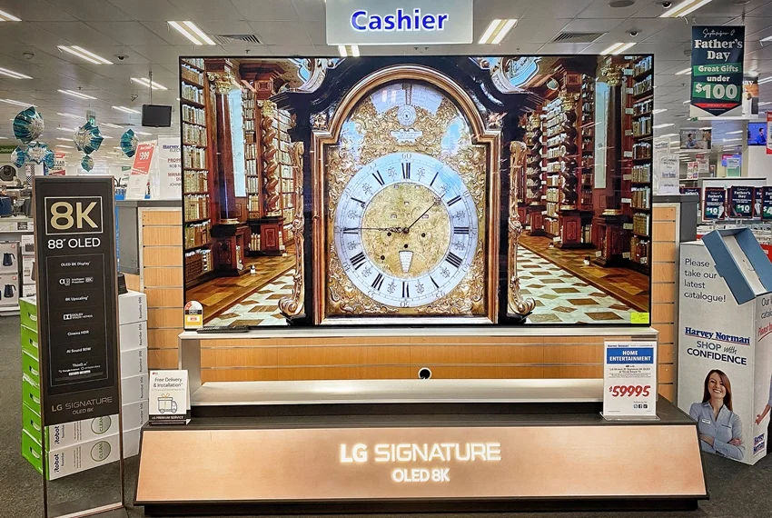 호주 시드니에 위치한 한 가전매장에 LG 올레드 TV가 진열돼 있는 모습. 호주 시드니에 위치한 한 가전매장에 LG 올레드 TV가 진열돼 있는 모습.
