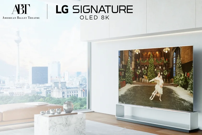 LG전자가 4일부터 LG 시그니처 올레드 TV를 사용하는 고객들이 ABT의 ‘호두까기 인형’ 공연의 하이라이트를 8K 해상도의 영상으로 즐길 수 있도록 콘텐츠를 제공한다.    