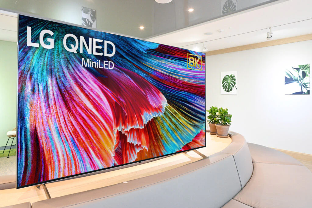 LG QNED TV 제품 이미지. LG QNED TV 제품 이미지.