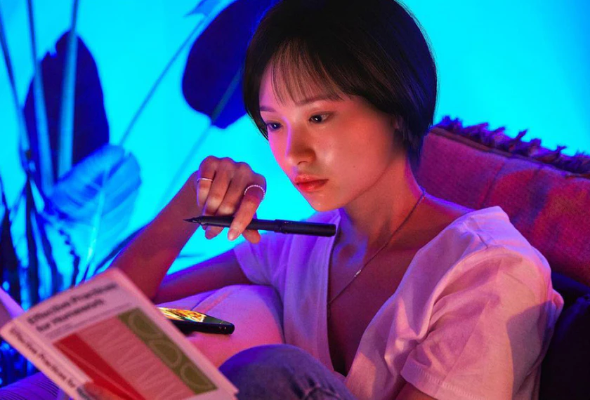글로벌 무대 데뷔, 버추얼 인플루언서 래아(Reah)