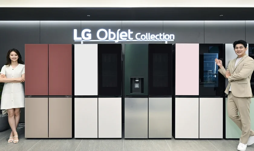 LG전자가 최근 더블매직스페이스, 일반 도어 디자인을 적용한 신제품을 출시, 총 8가지 조합의 오브제컬렉션 상냉장 하냉동 냉장고 풀라인업을 갖췄다. 모델이 필요에 따라 디자인과 기능을 선택할 수 있는 LG 오브제컬렉션 상냉장 하냉동 제품들을 소개하고 있다.