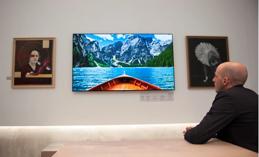 신규 매장에 전시된 LG 올레드 TV