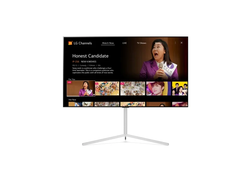 LG 올레드 TV에서 LG 채널 서비스를 구동하는 모습.