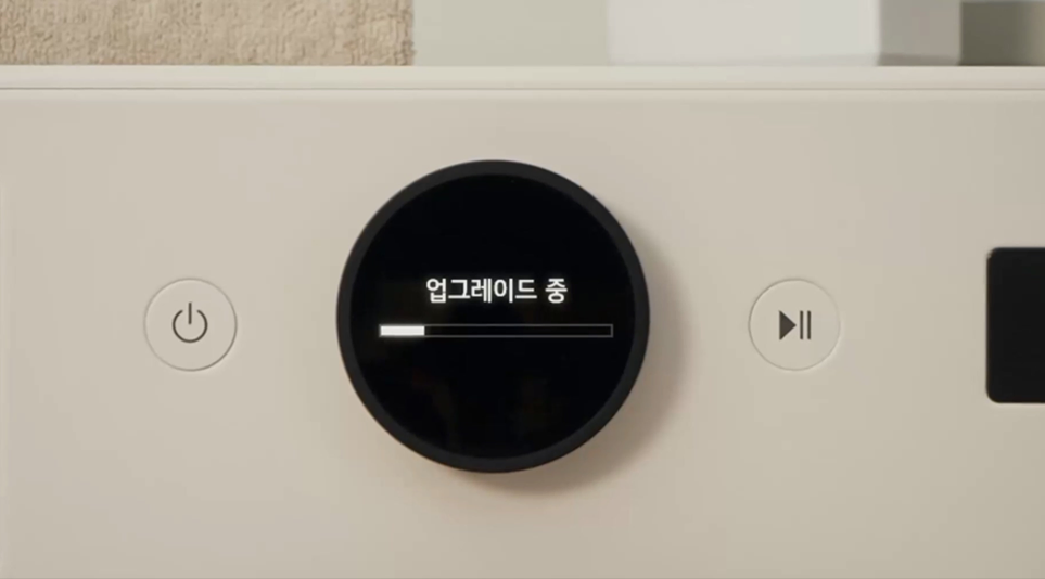 LG ThinQ 앱을 통해 새로운 기능을 업그레이드하는 LG UP가전 LG ThinQ 앱을 통해 새로운 기능을 업그레이드하는 LG UP가전