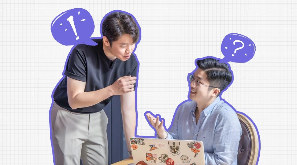 ThinQ 앱 서비스에 대해 논의하는 박웅기 파트장과 추민규 사원 ThinQ 앱 서비스에 대해 논의하는 박웅기 파트장과 추민규 사원