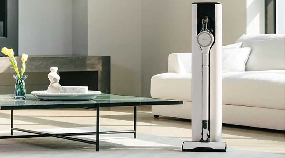 올인원타워에 거치되어 있는 LG 코드제로 A9S