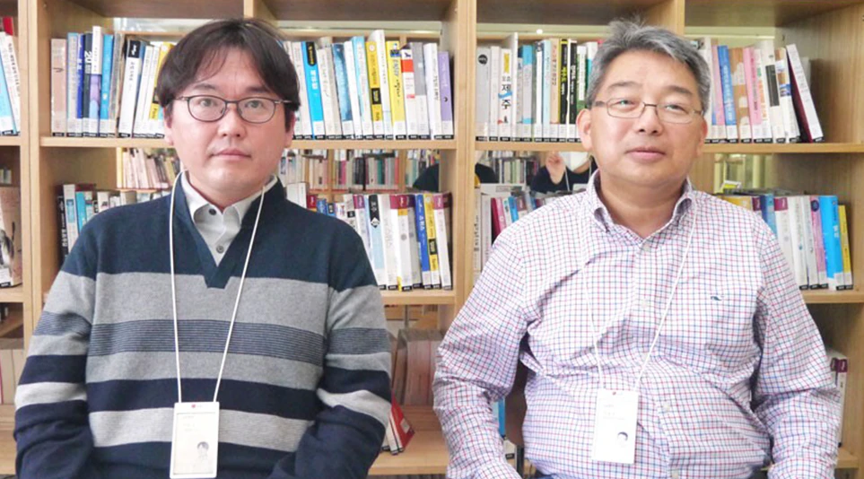 (왼쪽부터) LG전자 SIC센터 이진종 책임 연구원, 장운석 연구위원 (왼쪽부터) LG전자 SIC센터 이진종 책임 연구원, 장운석 연구위원