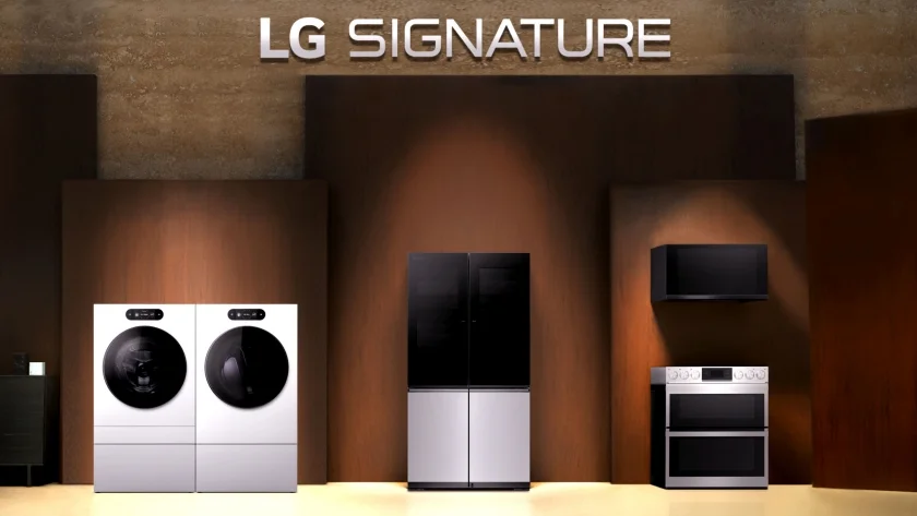  LG전자가 CES 2023에서 공개하는 超프리미엄 LG 시그니처 2세대 제품들. 왼쪽부터 세탁기, 건조기, 듀얼 인스타뷰 냉장고, 후드 겸용 전자레인지(위), 더블 슬라이드인 오븐(아래).