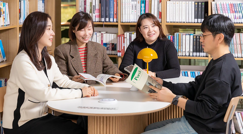 가전 회사에서 만드는 홈라라이프 매거진? 생소하지만 특별한 매거진에 대한 모든 것을 소개합니다 가전 회사에서 만드는 홈라라이프 매거진? 생소하지만 특별한 매거진에 대한 모든 것을 소개합니다