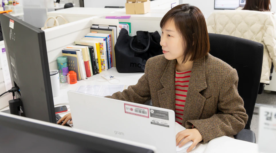 가전 회사에서 만드는 홈라라이프 매거진? 생소하지만 특별한 매거진에 대한 모든 것을 소개합니다 가전 회사에서 만드는 홈라라이프 매거진? 생소하지만 특별한 매거진에 대한 모든 것을 소개합니다