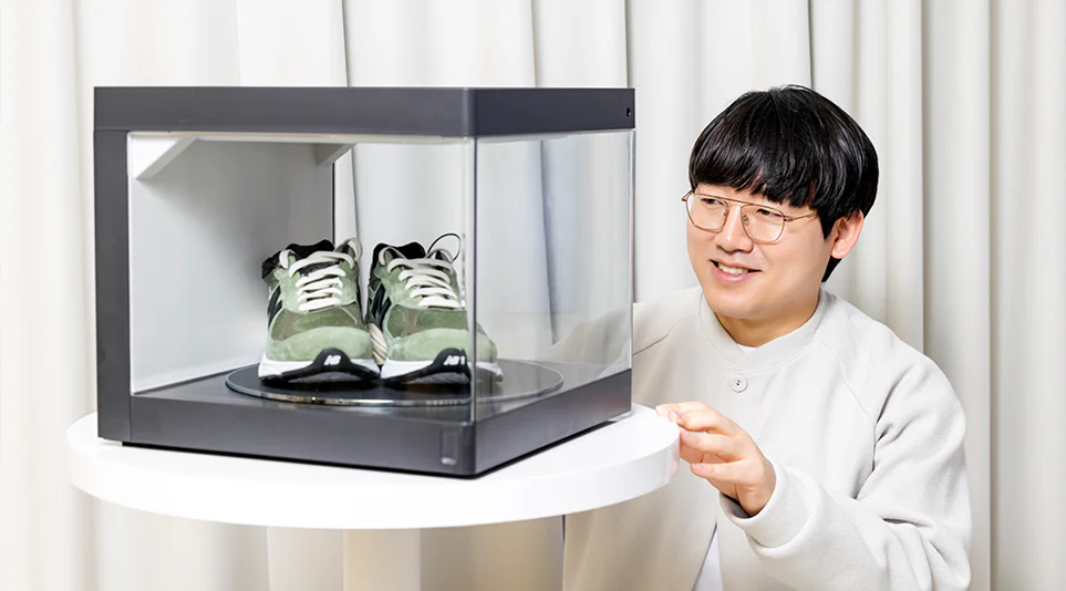 LG 스타일러 오브제컬렉션 슈케어·슈케이스 출시에 담긴 고객의 다양한 목소리를 들어보았습니다. LG 스타일러 오브제컬렉션 슈케어·슈케이스 출시에 담긴 고객의 다양한 목소리를 들어보았습니다.