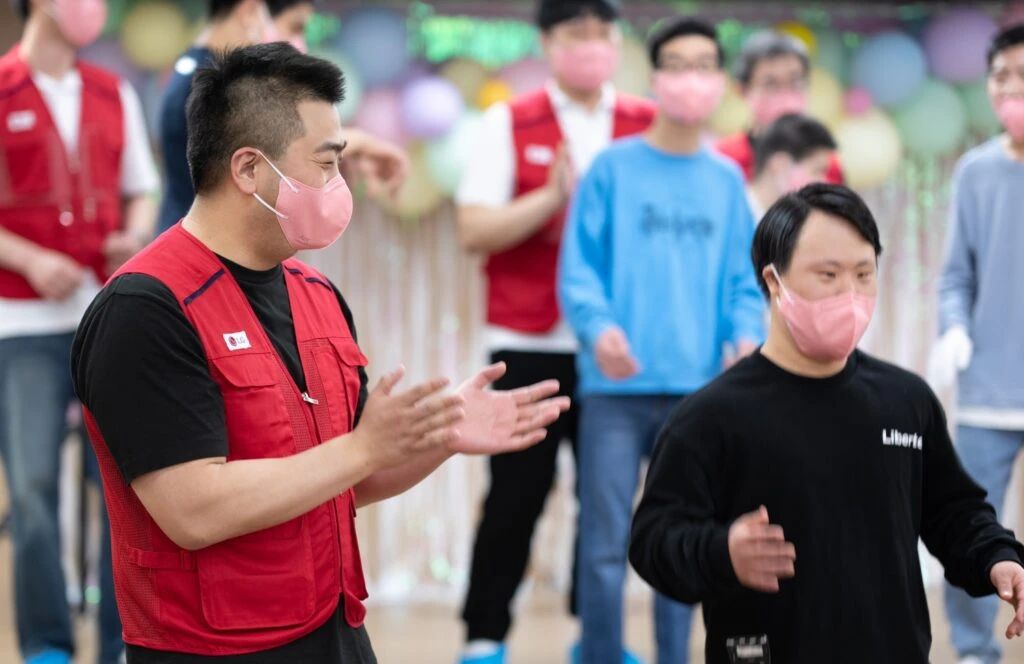운동회 짝꿍 된 LG전자, 놀이공원으로 새 옷 입은 사업장 운동회 짝꿍 된 LG전자, 놀이공원으로 새 옷 입은 사업장