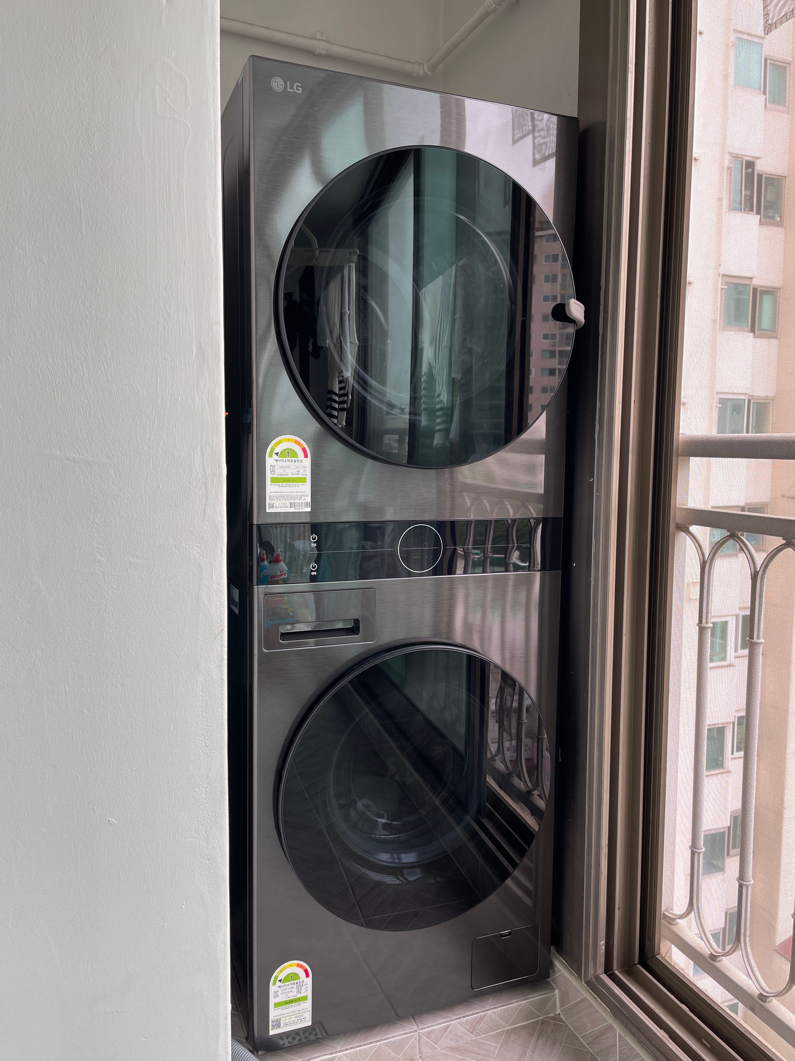 작은 세탁기를 쓰면서 코인세탁소로 ...