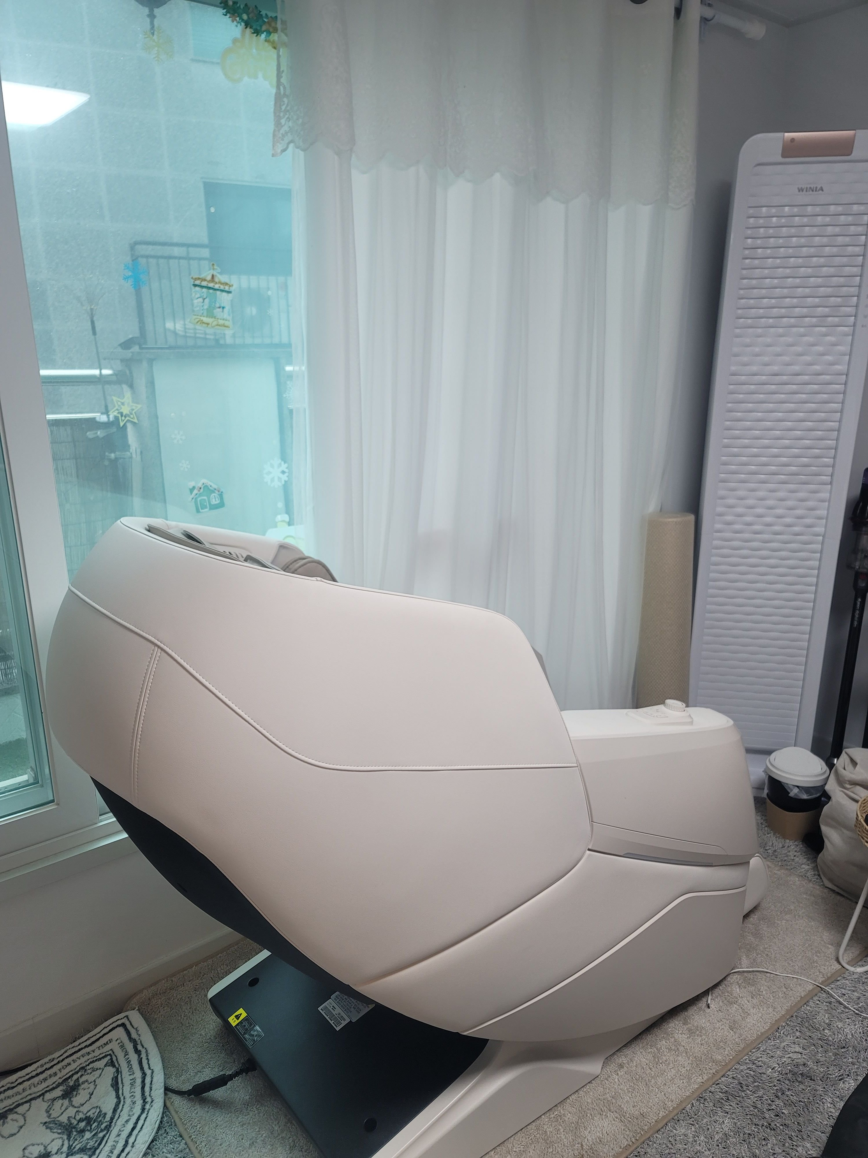 앉아서 일하는 시간이 길어서 마사지...