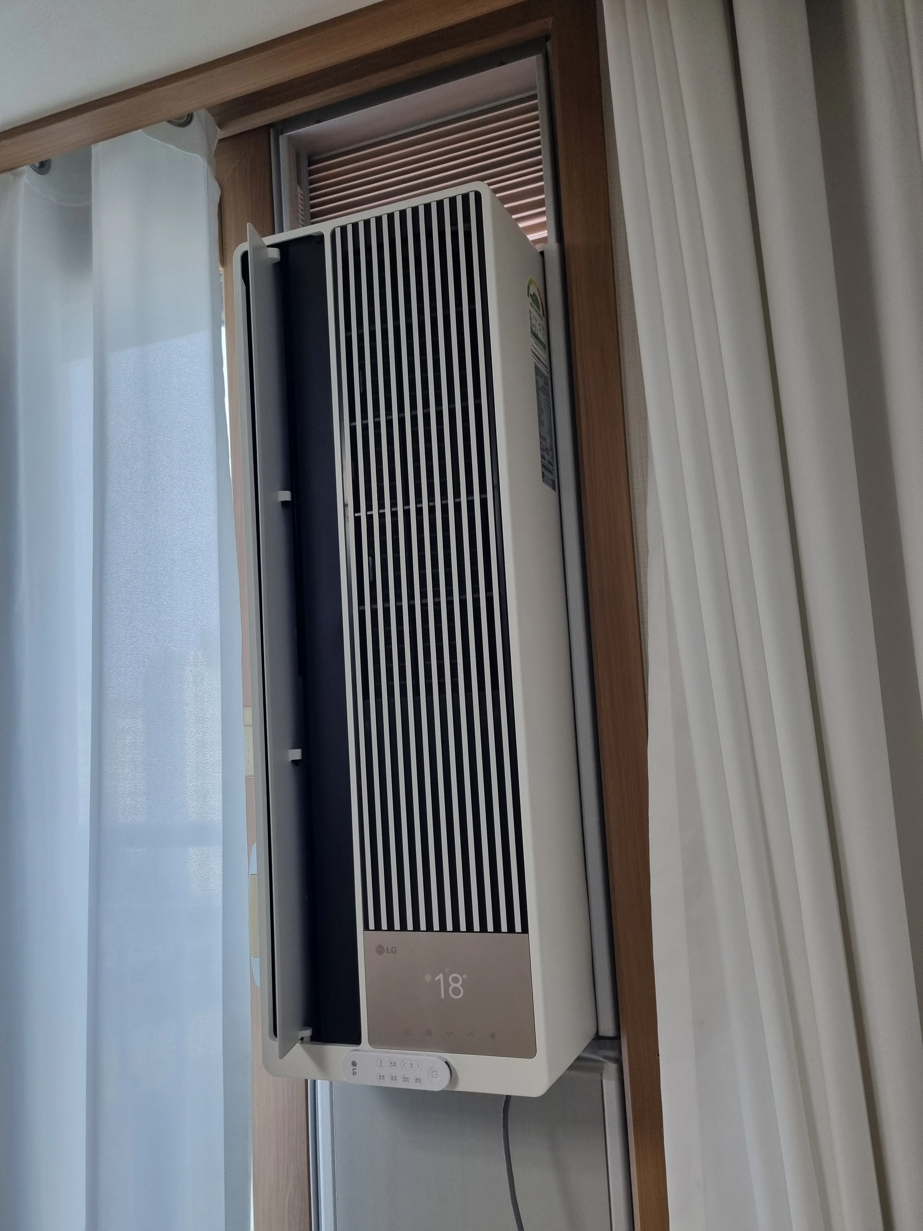 실외기 설치가 안 되는 구조라 에어컨...